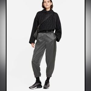 🎄FIRM PRICE🎄 Nike women sportswear tech pack woven mesh pants